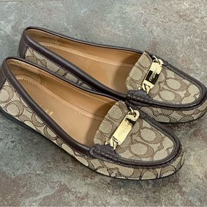 Coach Olive Outline Sig C Jacquard Loafers size 8